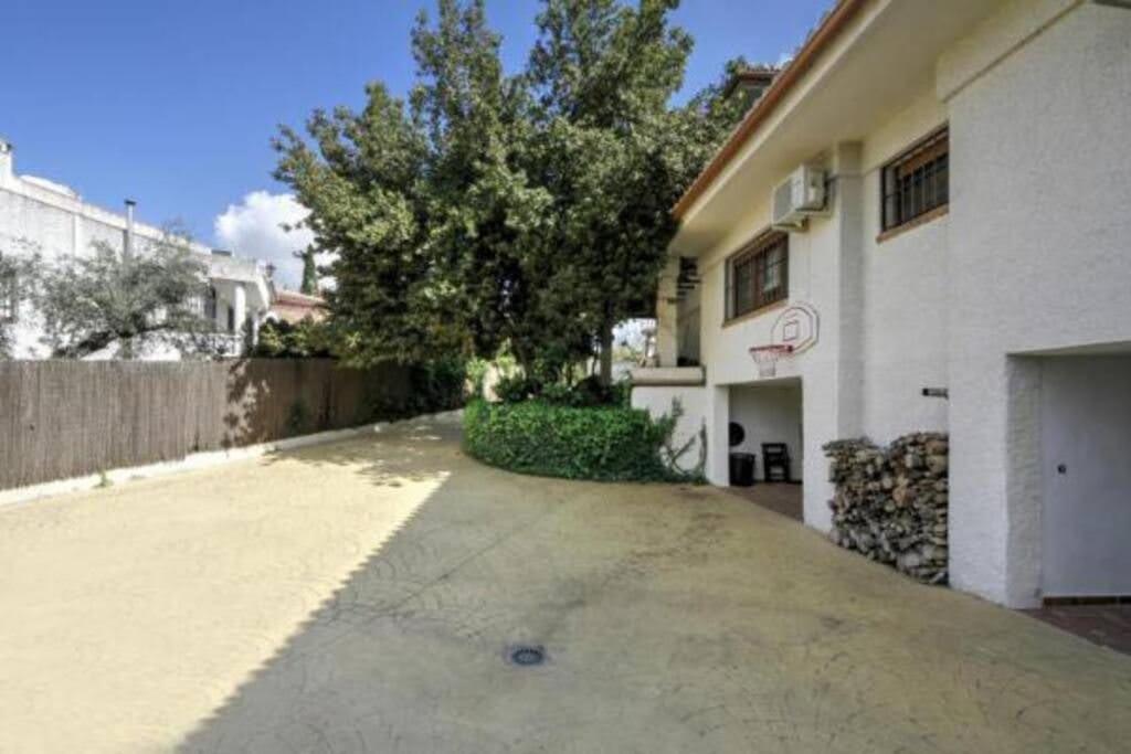 Rentitspain Grand Luxury Piscina & Jacuzzi Granada *