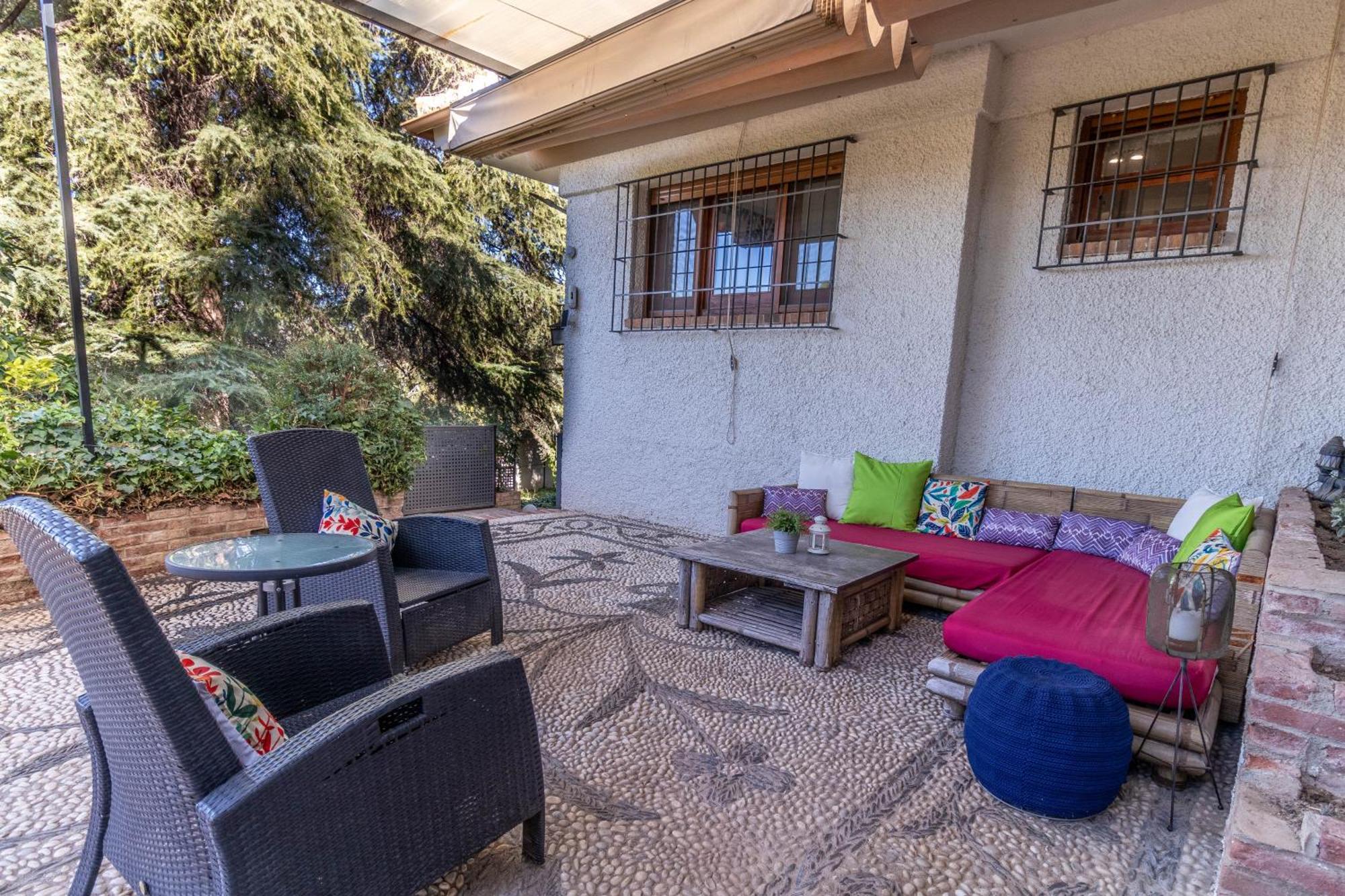 Villa Rentitspain Grand Luxury Piscina & Jacuzzi Granada *